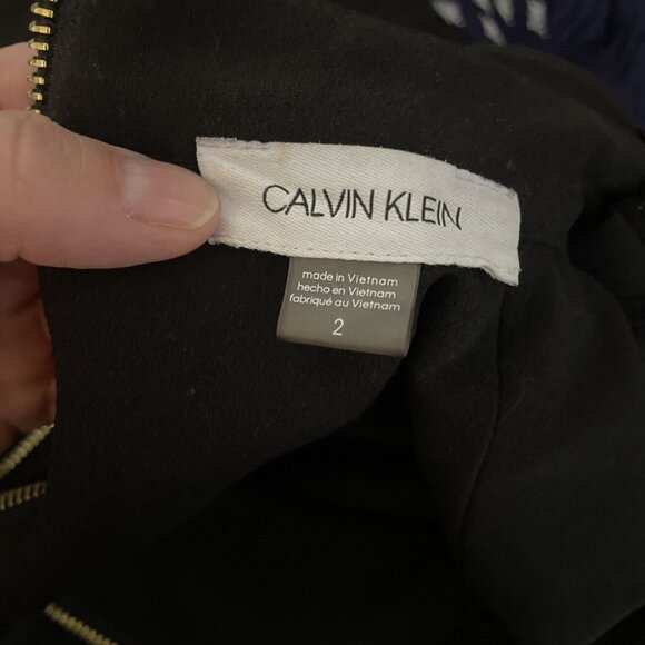 Calvin Klein BLACK Tie Neck Sleeveless Crepe Dress size 2 Bow-Neck Sheath - Picture 12 of 12